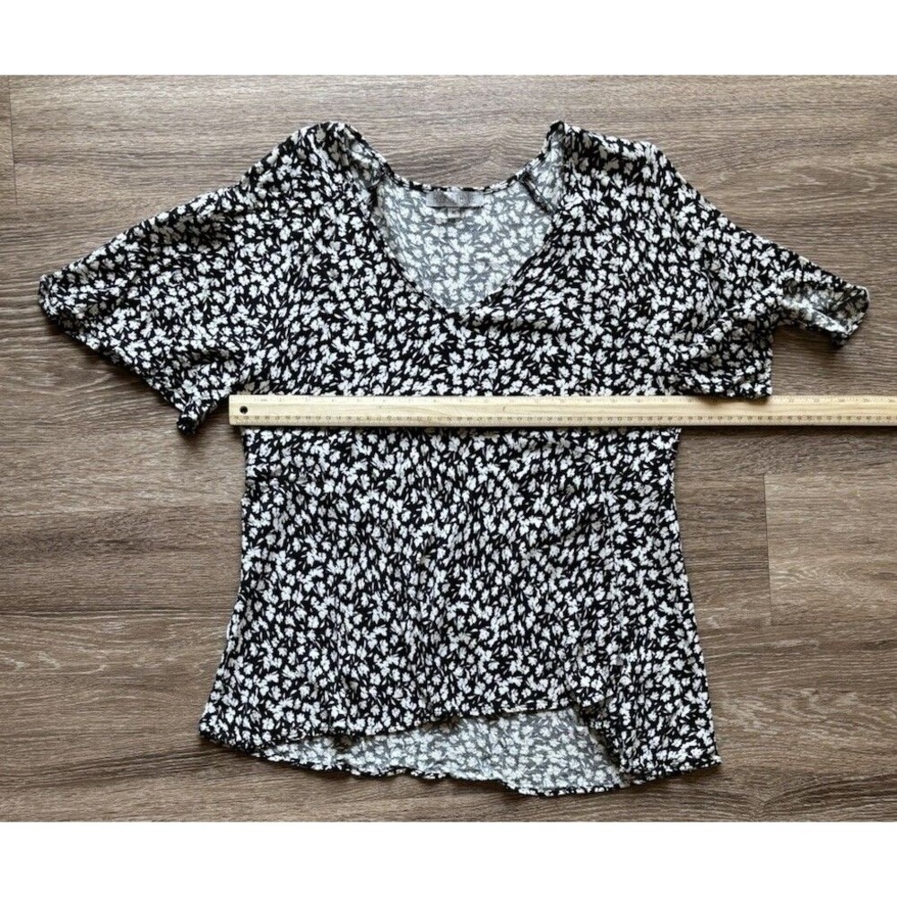 Rose & Thyme Womens Floral Blouse Sz XL Black & White Short Flutter Sleeve